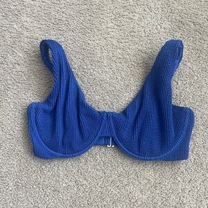 Abercrombie & Fitch Crinkle Bikini Top
